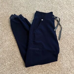 Women’s Figs Navy Zamora Scrub Pant